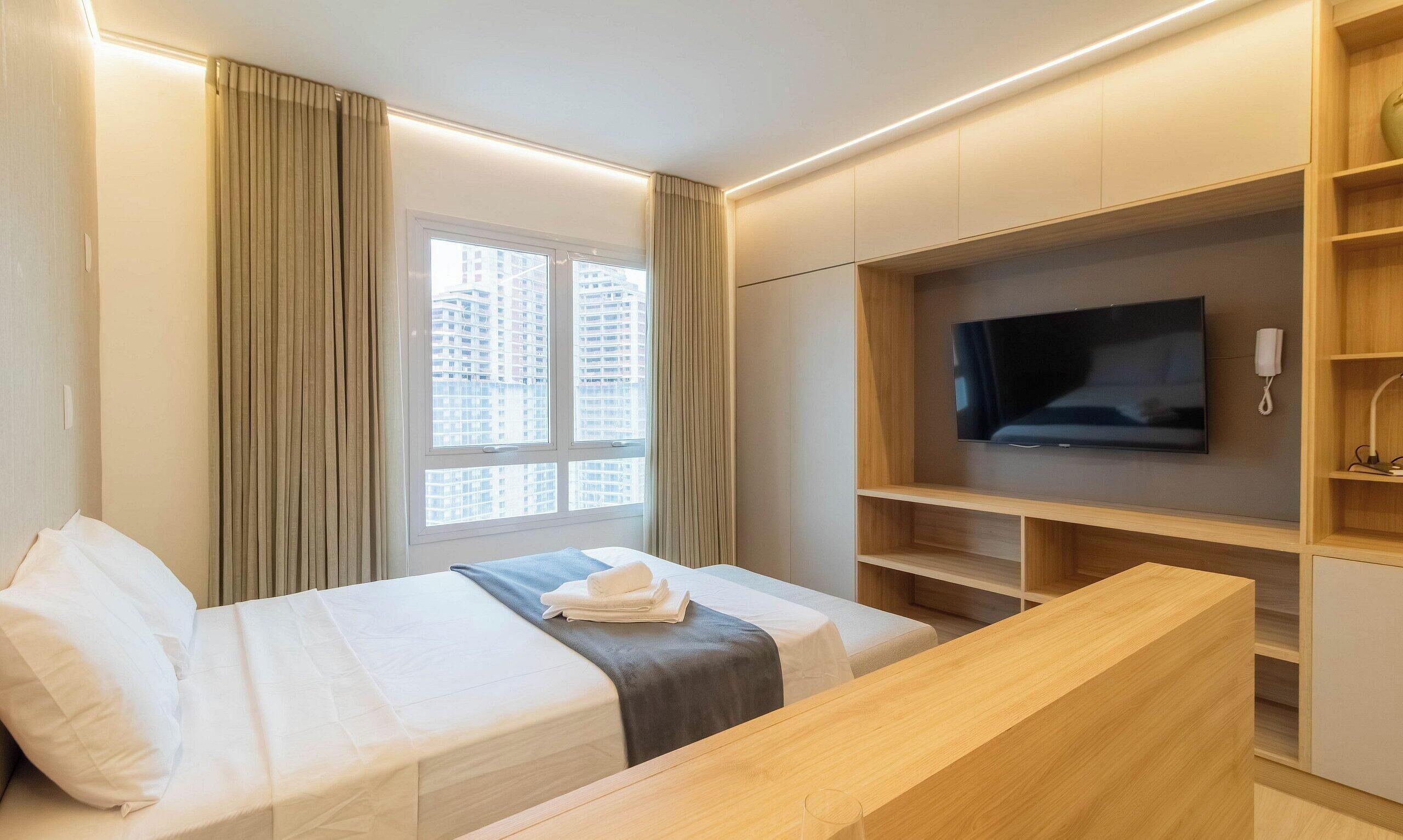 Studio – basic | Strykejern/-brett, wi-fi (inkludert) og sengetøy