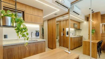 Basic Apartment | Interior