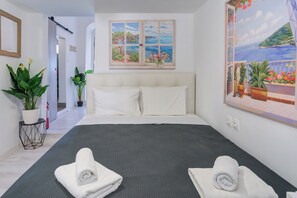 Exclusive Apartment | 1 bedroom, free WiFi - Little Venice Cosy House Above the Waves (Mykonos)