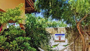Property grounds - Beautiful 2-bed House in Nungwi (Nungwi)