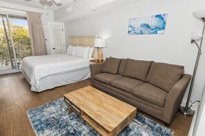 Fer et planche à repasser, Wi-Fi gratuit, draps fournis