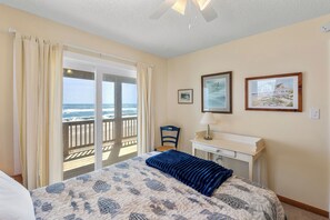 4 bedrooms, iron/ironing board, WiFi, bed sheets - Everlasting Moon: Oceanfront | Remodeled | Pets OK (Rodanthe)