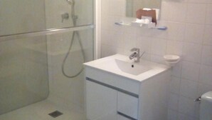 ห้องคลาสสิกดับเบิล | ห้องน้ำ