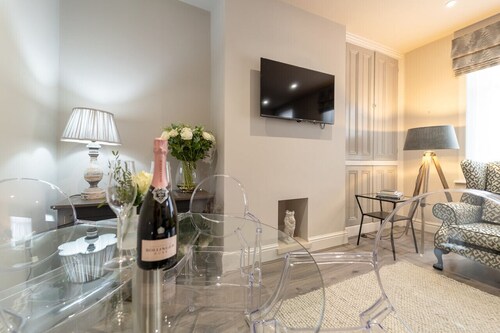 Luxurious 2-bed cottage in the heart of Barrowford,