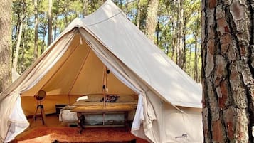 Standard Tent, 1 Double Bed | 1 bedroom, free WiFi, bed sheets
