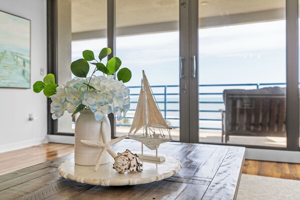 Interior - ☀️Ebb Tide 301-Oceanfront with Fabulous Views-Pool+Hot Tub☀️ (New Smyrna Beach)