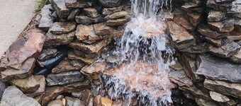 A real charmer built in 1915 , pet friendly , located next to  Mark Twain lake.