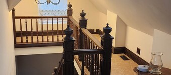 A real charmer built in 1915 , pet friendly , located next to Mark Twain lake.