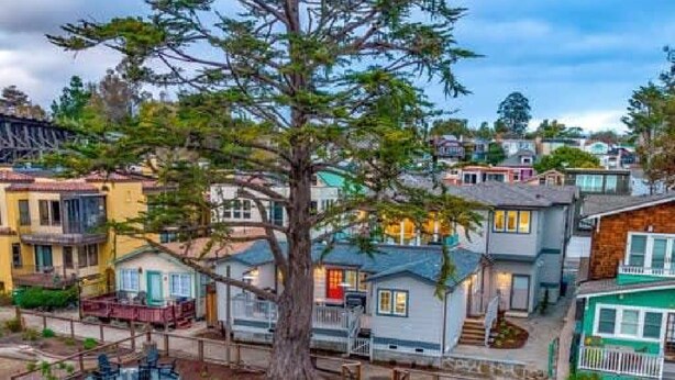 Unclassified image, 1 of 34, button - Rivervfront Upper Duplex w/ & Firepit on the Patio (Capitola)