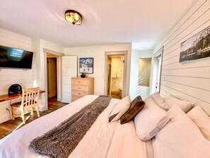 2 habitaciones, escritorio, tabla de planchar con plancha y wifi gratis