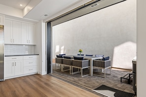 House, 5 Bedrooms | Interior - The Sapphire Blanc 5 Bedroom Home (St. George)