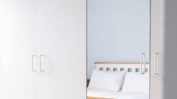 2 soverom, strykejern/-brett, wi-fi og sengetøy