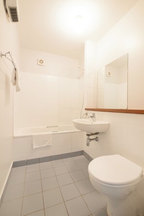 Towels - Fionoora 6 - Steps away from the beach! (Lahinch)