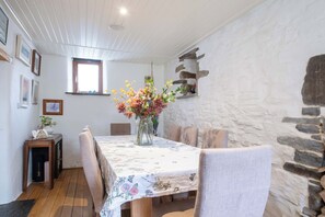 Dining - Kilfarboy House - Renovated Farmhouse! (Kilfarboy East)