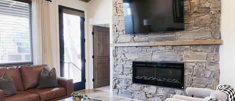 Smart-TV, Kamin