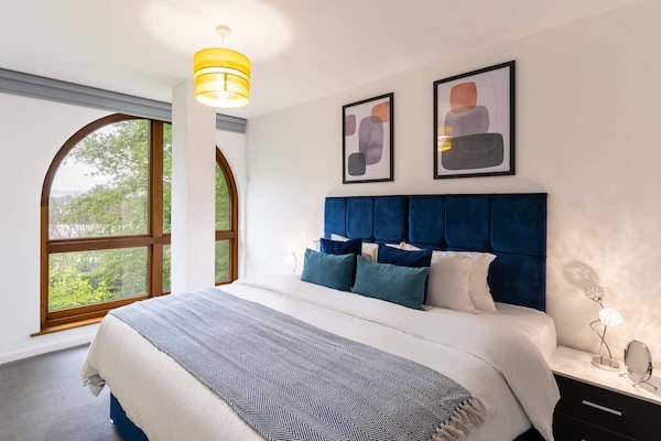 52 Waterside Place, Taunton - Host & Stay