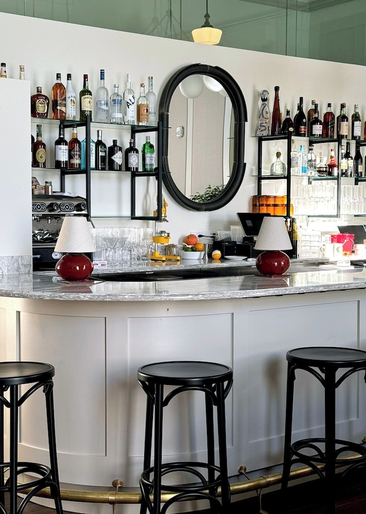 The Abner Hotel by null