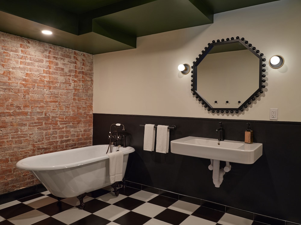 The Abner Hotel by null