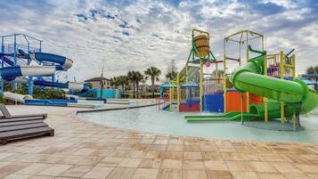 Rumah (4 Bedrooms) | Interior