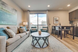 Apartment (1 Bedroom) | Interior