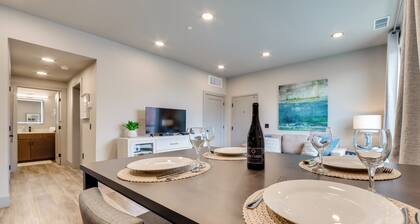 Traverse City Condo w/ Balcony: Walk to Downtown!