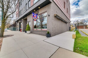 Interior - Traverse City Condo w/ Balcony: Walk to Downtown! (Traverse City)