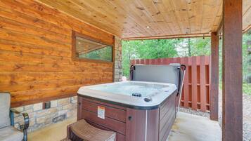 Apartment (0 Bedroom) | Interior