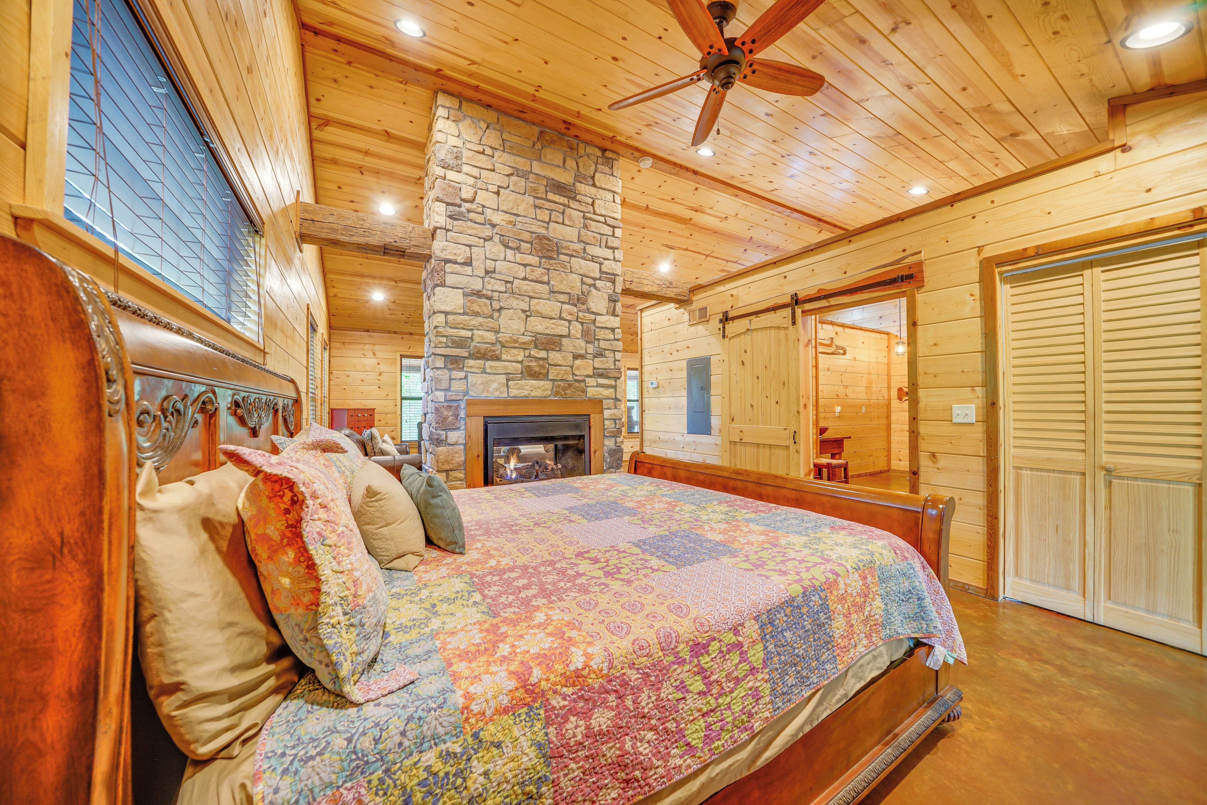 Apartment (0 Bedroom) | Interior