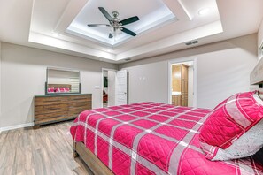 House (3 Bedrooms) | Interior - Weslaco Home w/ Fenced Yard: 2 Mi to Downtown (Weslaco)