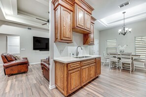 Talo (3 Bedrooms) | Sisätilat