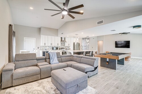 Home Near Spring Training & State Farm Stadium!