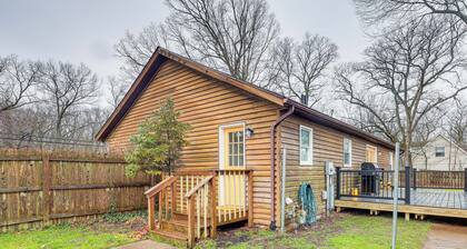Indiana Dunes Home w/ Gas Grill: 1 Mi to Beach!