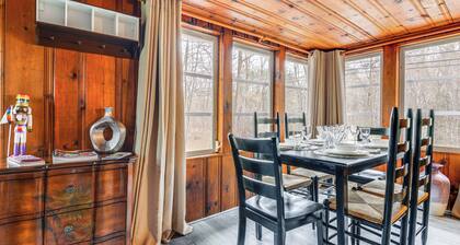 Massachusetts Cabin Rental Near Hiking & Skiing!