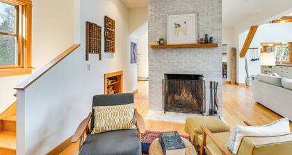 Chic Addison Home w/ Fire Pit on 8 Private Acres!