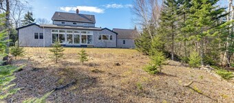 Chic Addison Home w/ Fire Pit on 8 Private Acres!