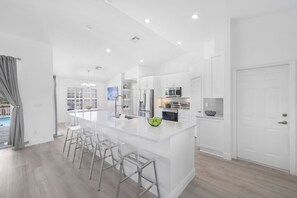 Fridge, microwave, oven, stovetop - Seaside Home | Pool & Steps to Beach/Restaurants (Marco Island)