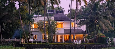 Fachada