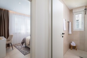 2 dormitorios, tabla de planchar con plancha, wifi y ropa de cama