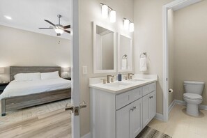 Hair dryer, towels - Emerald Treasure 138 -Sleeps 8-Lake Views (Santa Rosa Beach)