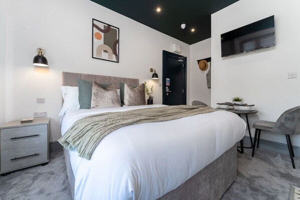 Strygejern/strygebræt, Wi-Fi, sengetøj