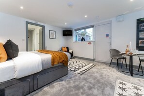 1 soveværelse, strygejern/strygebræt, Wi-Fi, sengetøj