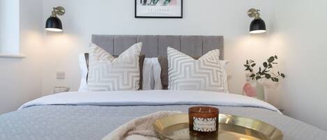 2 Schlafzimmer, Schreibtisch, WLAN