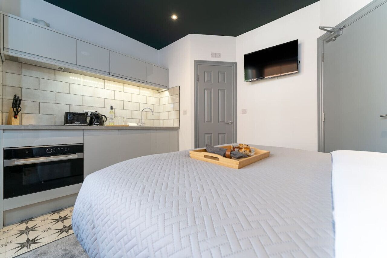 アイロン / アイロン台、WiFi、ベッドシーツ