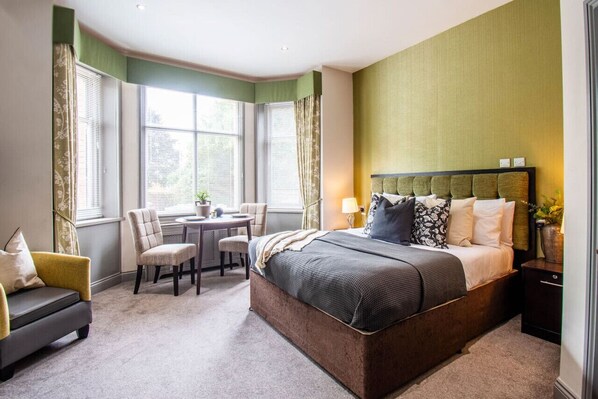 1 bedroom, desk, iron/ironing board, free WiFi