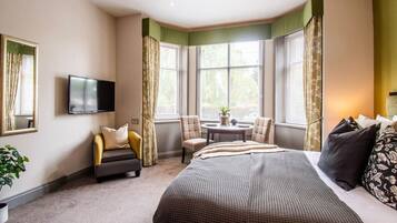 1 chambre, bureau, fer et planche Ă repasser, Wi-Fi