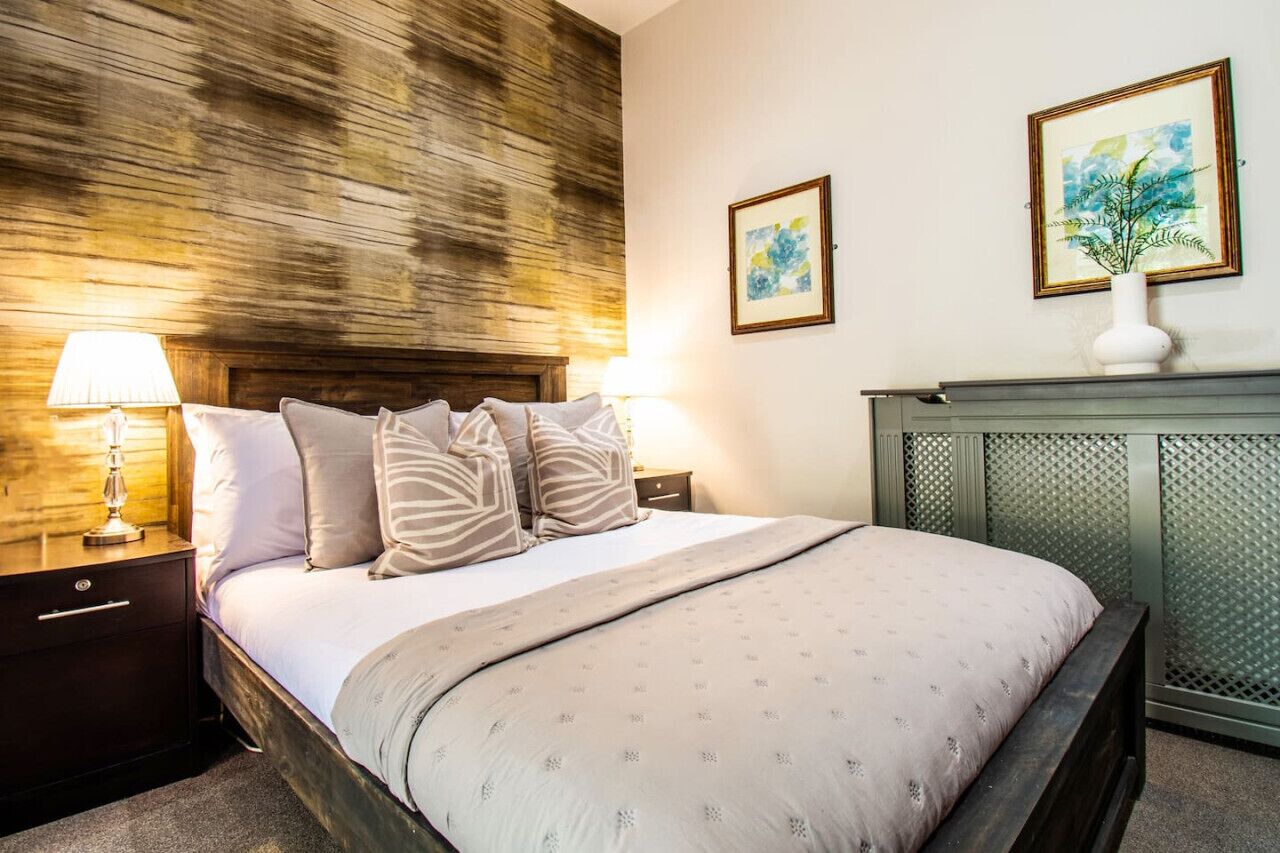 1 bedroom, desk, iron/ironing board, free WiFi