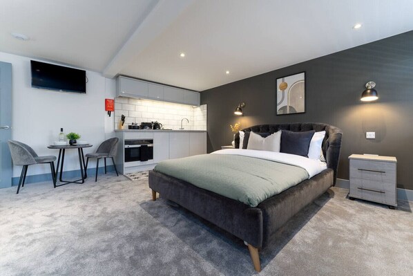 1 bedroom, iron/ironing board, WiFi, bed sheets