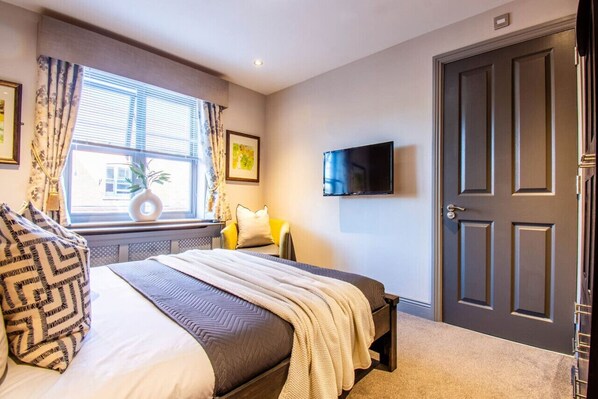 1 室のベッドルーム、アイロン / アイロン台、WiFi、ベッドシーツ