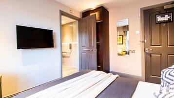 1 chambre, fer et planche Ă repasser, Wi-Fi, draps fournis