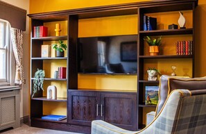 TV